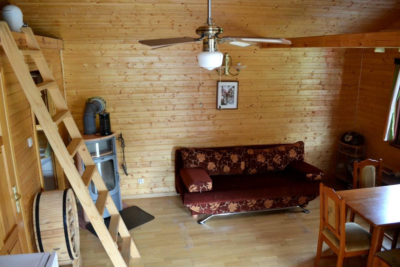 Mazurskie Chatki Mrągowo Exteriör bild